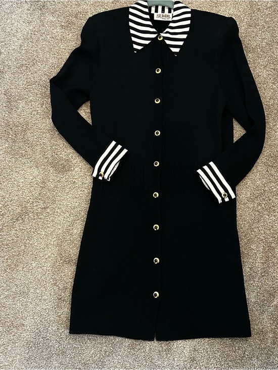 St. John Dresses & Skirts - St. John Black Long Sleeve Knit Dress with Striped Collar & Cuffs small